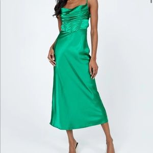 Size 4 Princess Polly dress